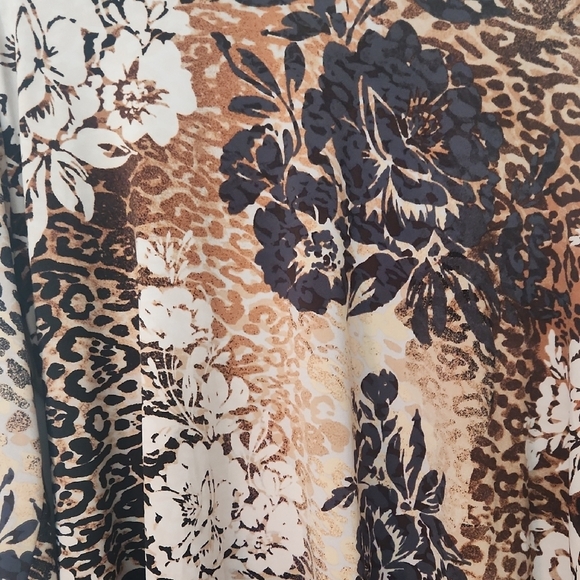 Cocomo Black and Tan Asymmetrical Blouse - Picture 2 of 5